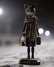 Статуэтка Кошка с чемоданом и фонариком (предзаказ 25 дней)