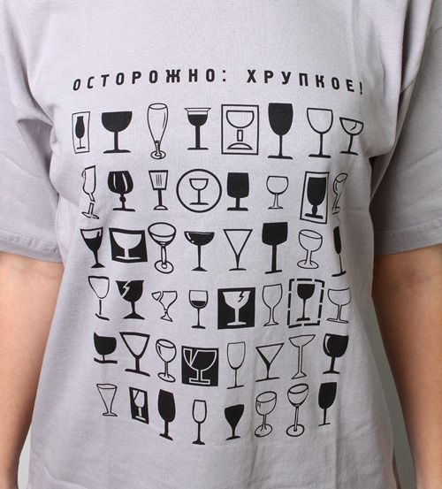 женская футболка Осторожно: хрупкое!