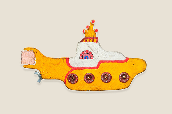 Ключница Желтая подводная лодка We all live in a yellow submarine Для битломанов, меломанов и просто ностальгирующих... Ключница Желтая подводная лодка We all live in a yellow submarine