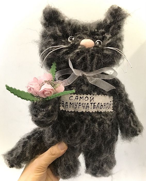 Игрушка котик с сердечком ОЧЕНЬ ЛЮБЛЮ Игрушка котик с сердечком ОЧЕНЬ ЛЮБЛЮ